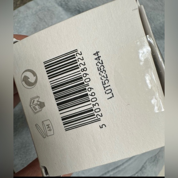 Korres Uplift Contouring Lift Serum New in box Price is firm - Picture 5 of 6